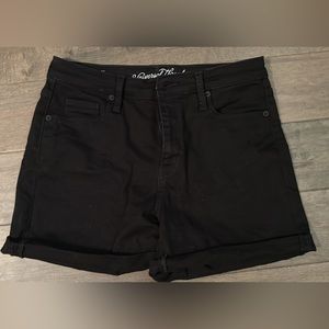 Black high-waisted jean shorts